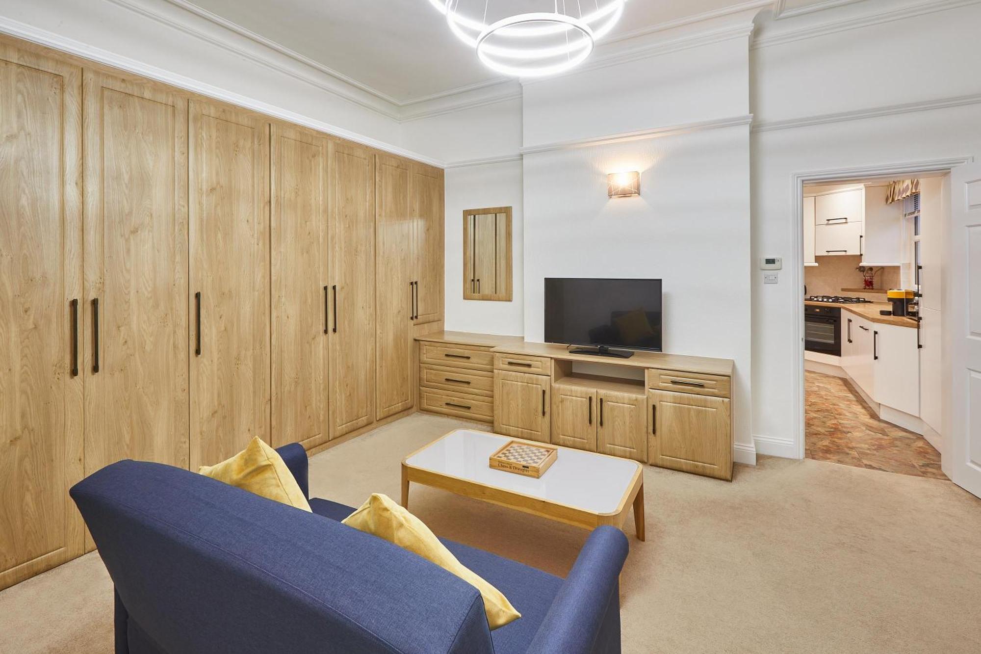 Host & Stay - Thamesview Staines-upon-Thames Buitenkant foto